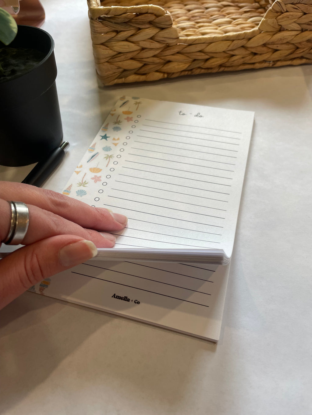 Pastel To-Do List Notepad